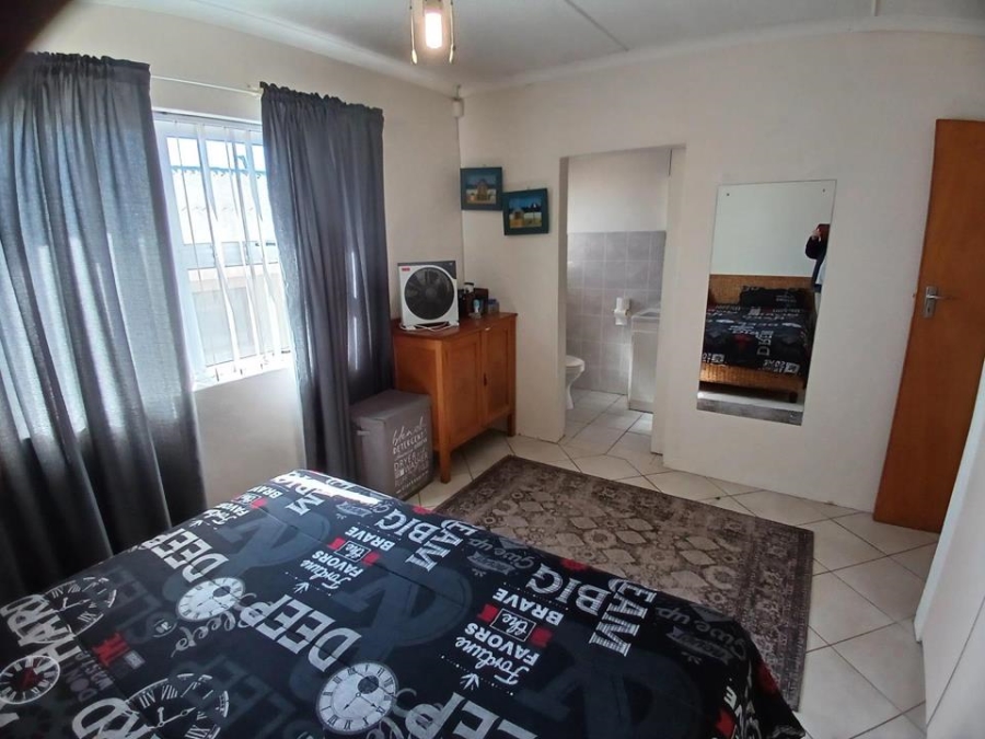 3 Bedroom Property for Sale in De Kelders Western Cape